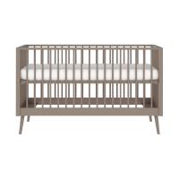 Europe Baby Evy Ledikant 70 x 140 cm Incl. Juniorzijde - Chestnut
