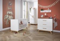 Europe Baby Iglo Ledikant 70 x 140 cm Incl. Juniorzijden/Commode - Wit
