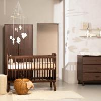 Europe Baby Olivia II Walnoot / Walnoot - Retro | Ledikant 60 x 120 + Commode