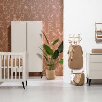 Europe Baby Sterre Babykamer Oatmeal / Zwart | Bed 70 x 140 + Commode + Kast 2-Deurs