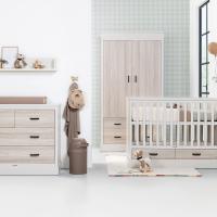 Kidsmill Newport Babykamer Incl. Zwarte Grepen - Oatmeal / Eiken | Ledikant 60 x 120 cm + Commode + Kast