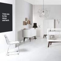 Kidsmill Sixties Babykamer Wit Mat / Walnoot | Bed 70 x 140 cm + Commode + Kast 3-Deurs