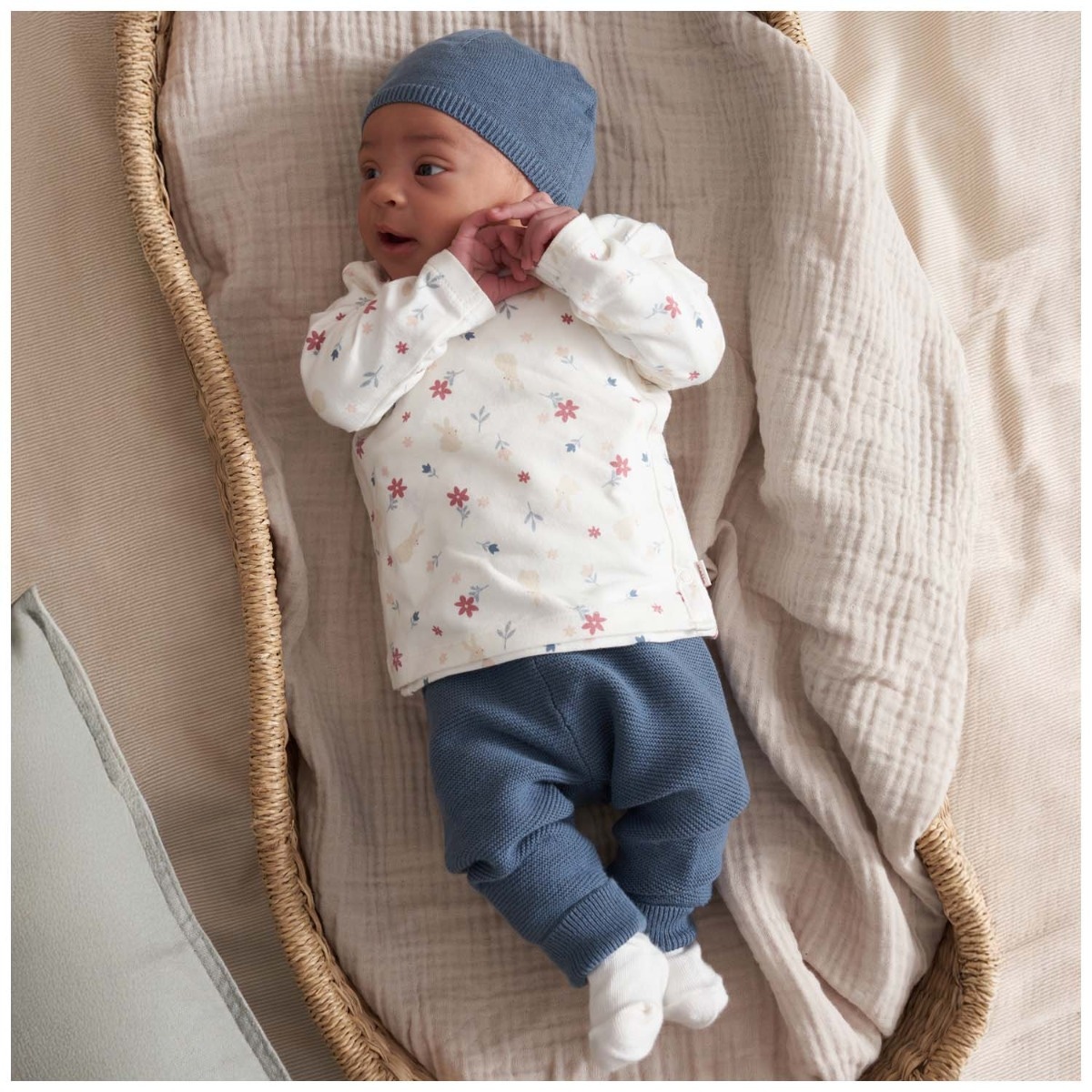 Prénatal newborn muts, shirt, broek & sokken