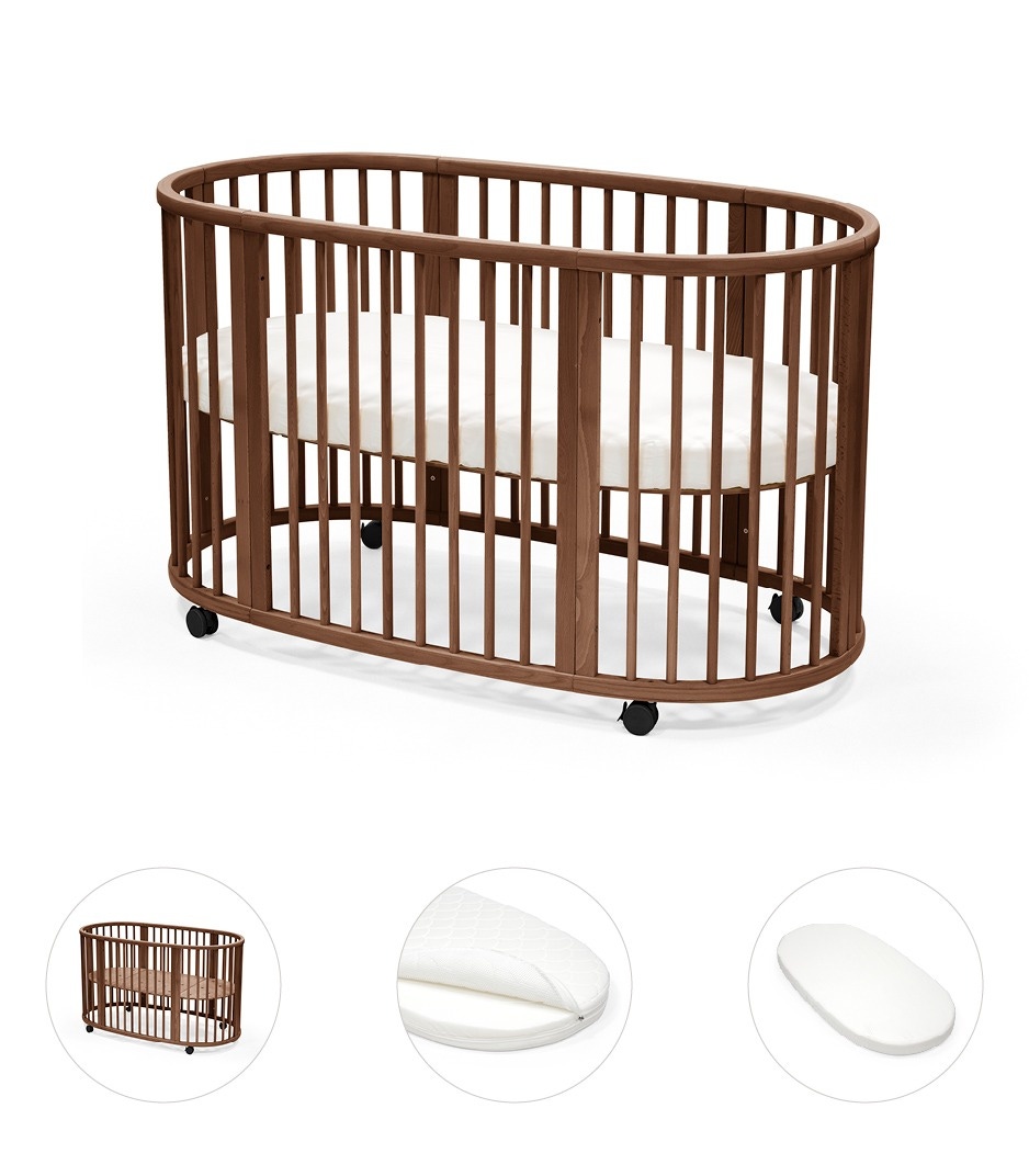 Stokke Sleepi Bed bundel warm bruin met matras & hoeslaken