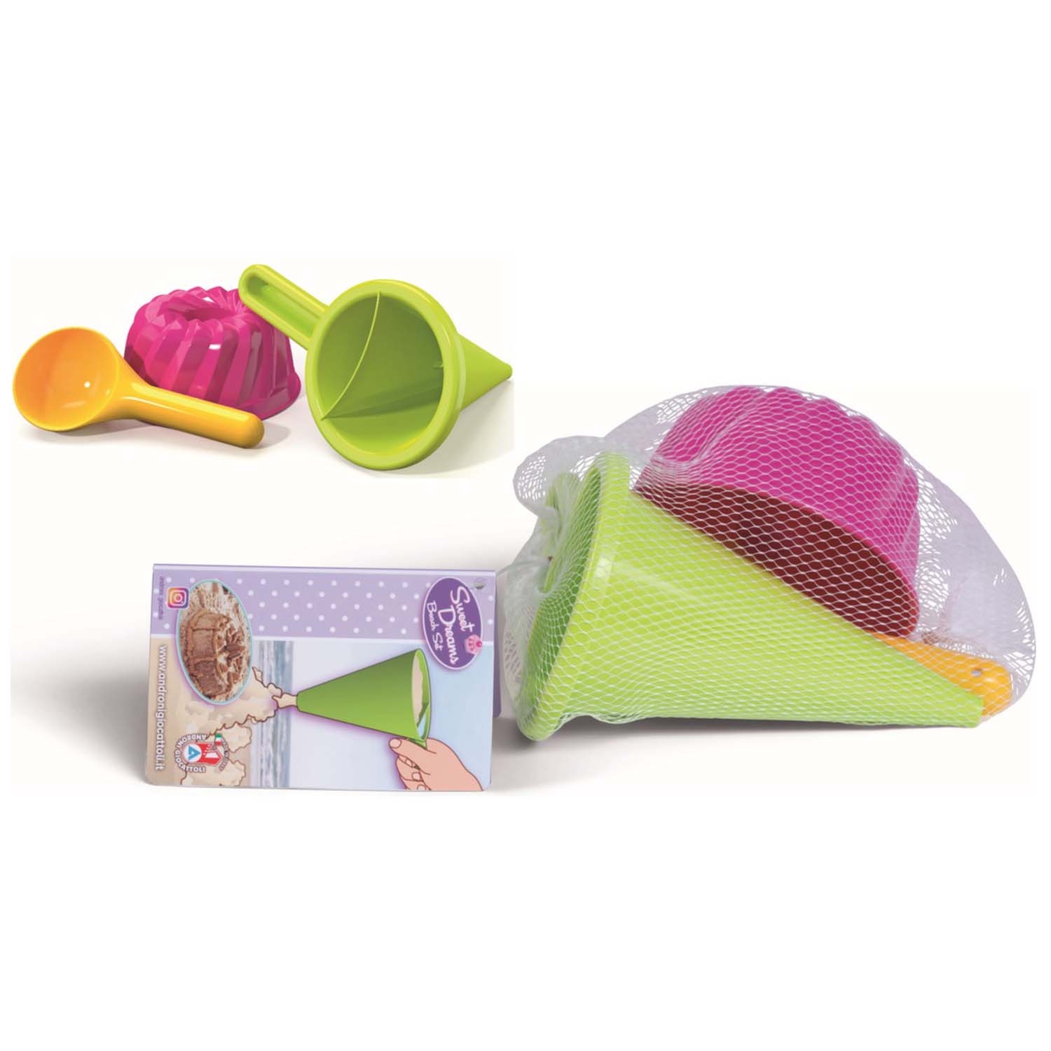 Zandtrechter met cake zandvorm en schep